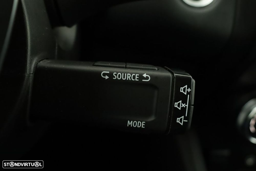 Renault Captur 1.0 TCe Techno Bi-Fuel - 19