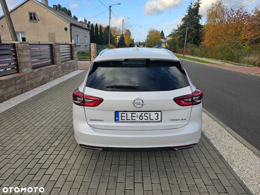 Opel Insignia 2.0 BiTurbo 4x4 Exclusive - 6