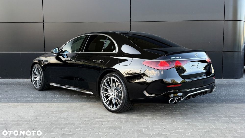 Mercedes-Benz E-Class 2026 photo 3