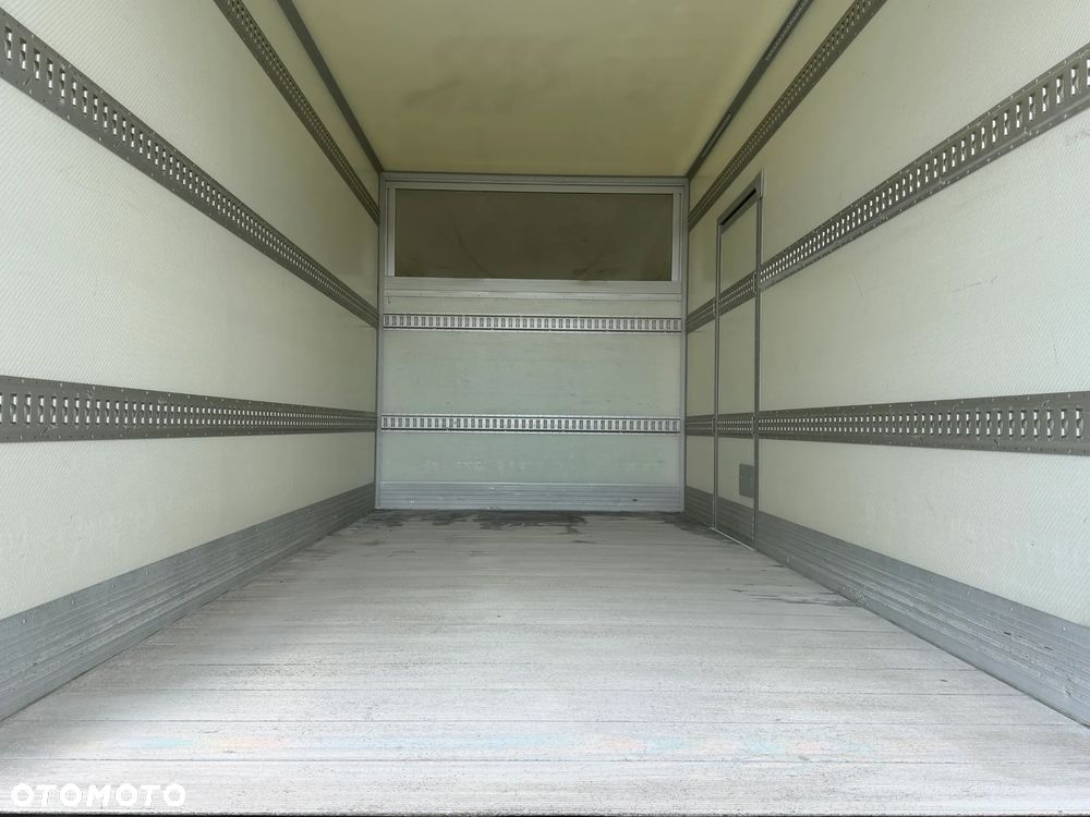 Iveco Daily 10 EP Izoterma Winda - 8