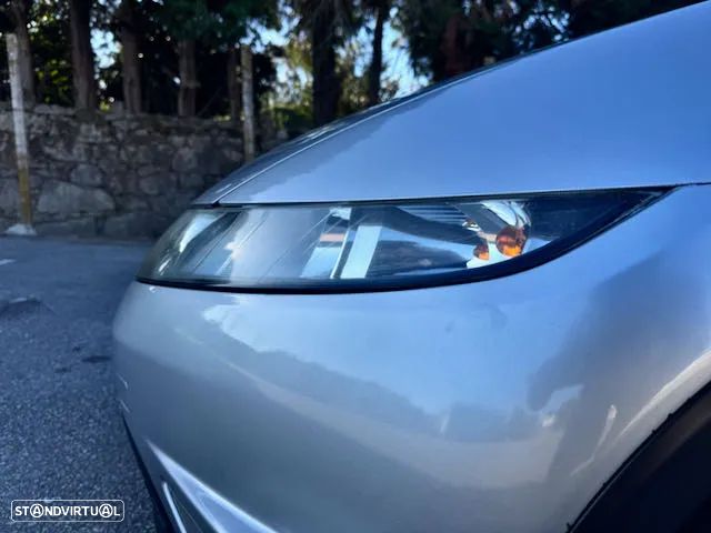 Honda Civic 1.4 Sport - 11