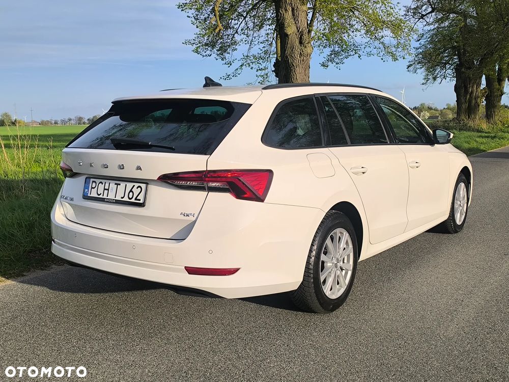 Skoda Octavia 2.0 TDI 4x4 Style DSG - 6