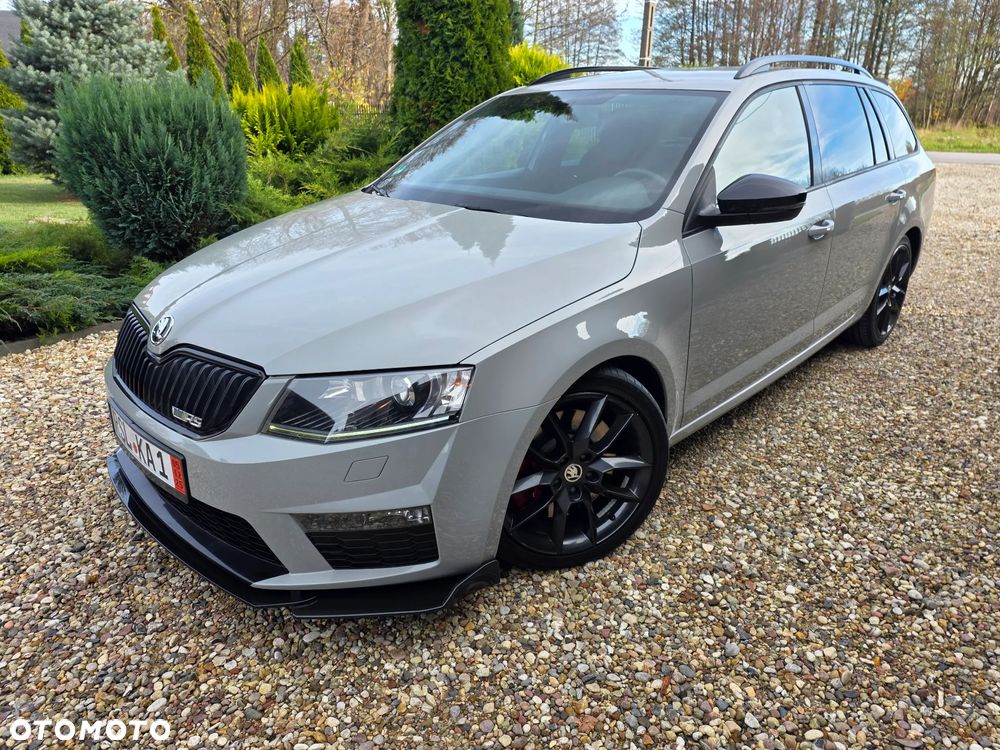 Skoda Octavia ver-combi-2-0-tdi-dsg-rs - 1