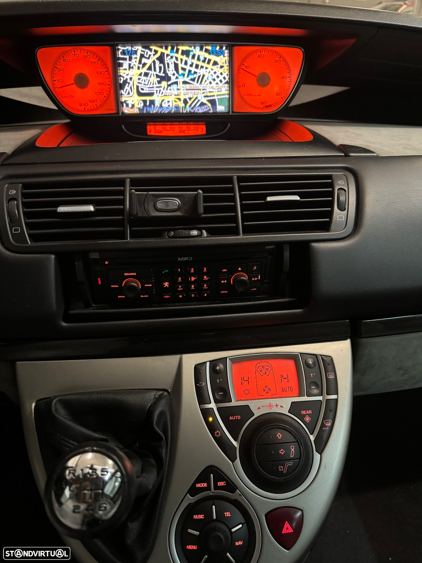 Peugeot 807 2.0 HDi Navteq - 15