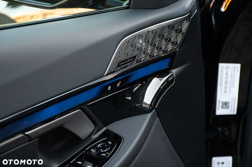 BMW Seria 5 520d mHEV - 13