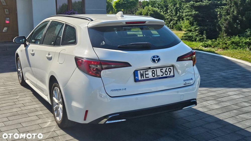 Toyota Corolla 1.8 Hybrid Comfort - 20