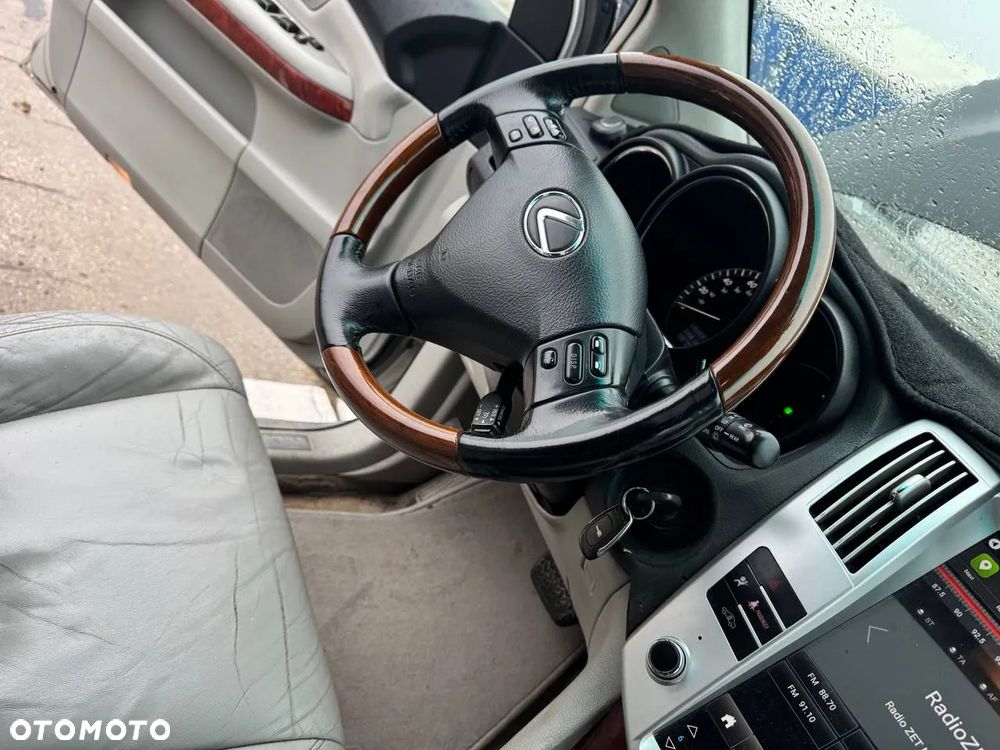 Lexus RX 400h (hybrid) - 18