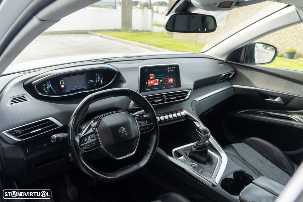 Peugeot 3008 PureTech 130 Stop & Start GPF Allure - 13