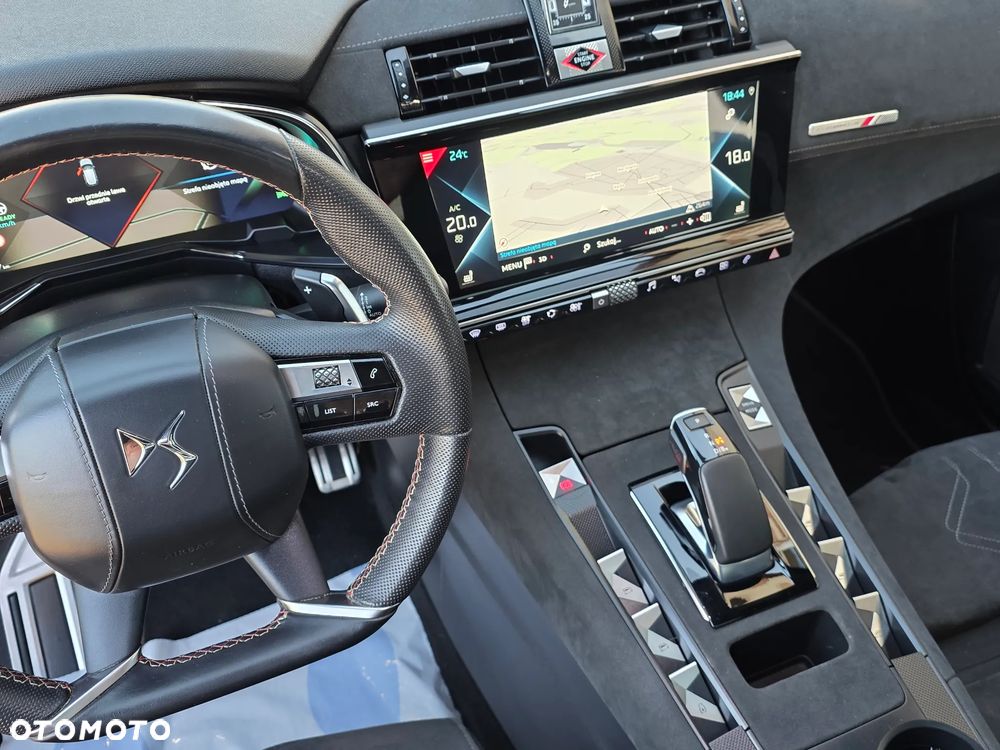 DS Automobiles DS 7 Crossback 1.6 E-Tense Performance Line + - 26