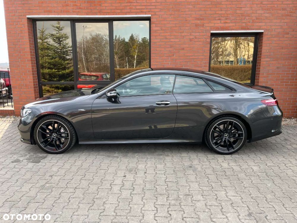 Mercedes-Benz Klasa E AMG 53 4-Matic+ 9G-TRONIC - 35