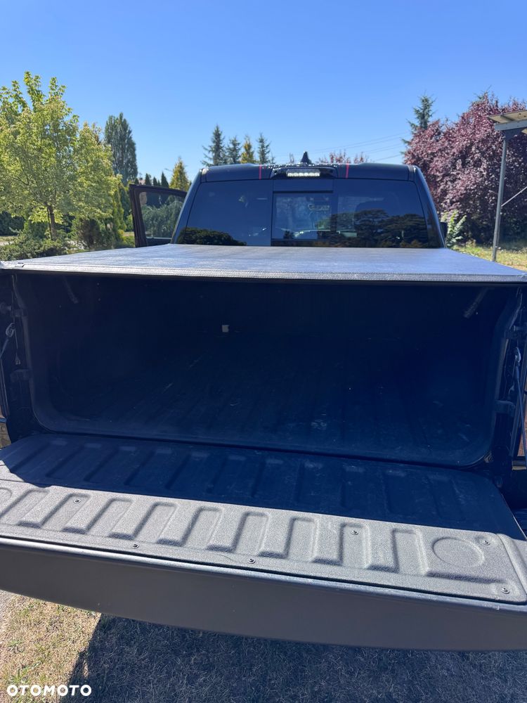 RAM 1500 5.7 eTorque Crew Cab Longbed Laramie Black - 17
