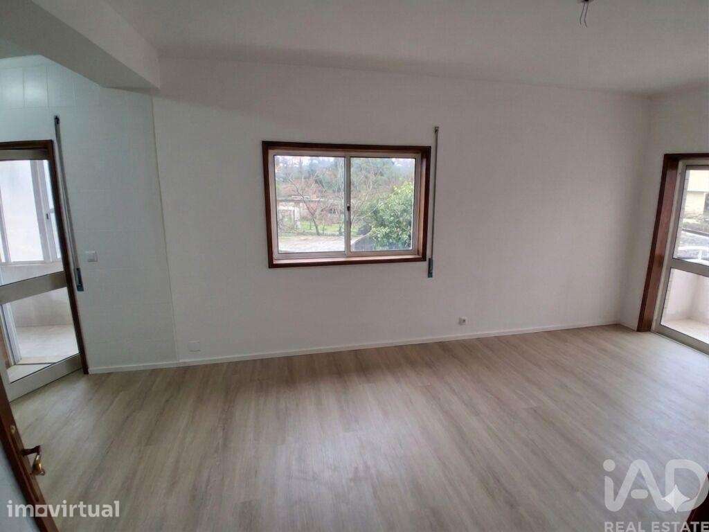 Apartamento T2 em Baguim do Monte - Grande imagem: 5/15