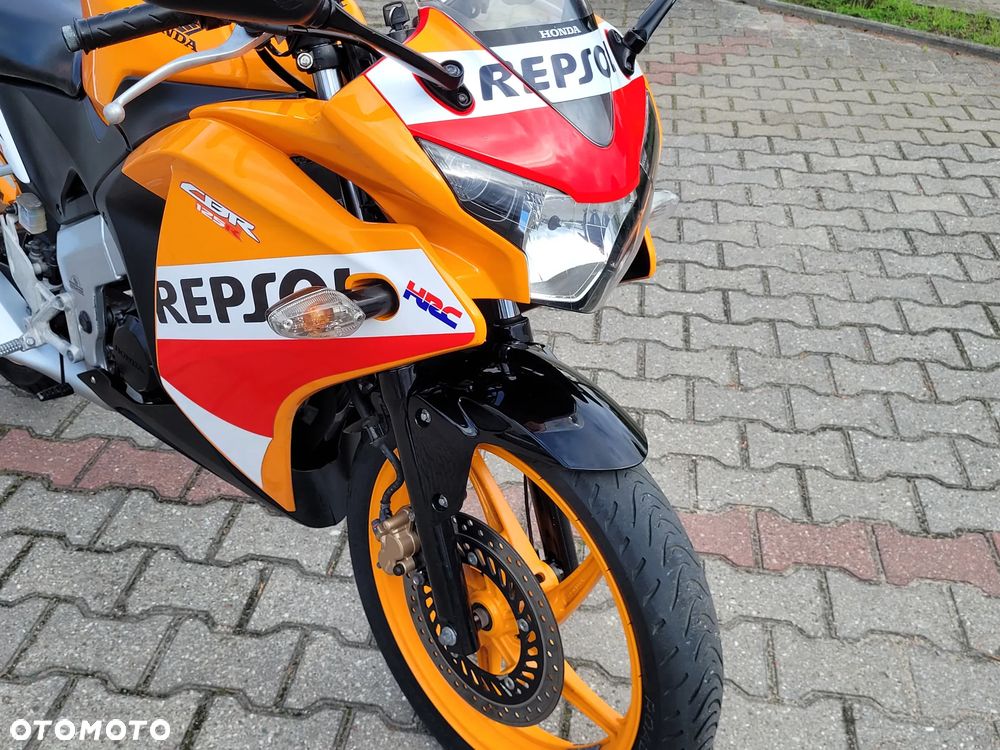 Honda CBR - 12