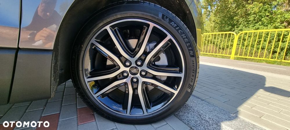Ford Edge - 17