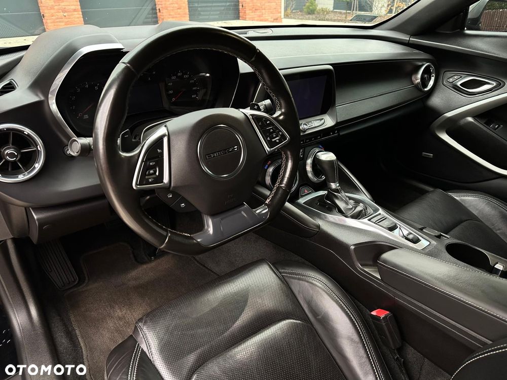 Chevrolet Camaro - 12