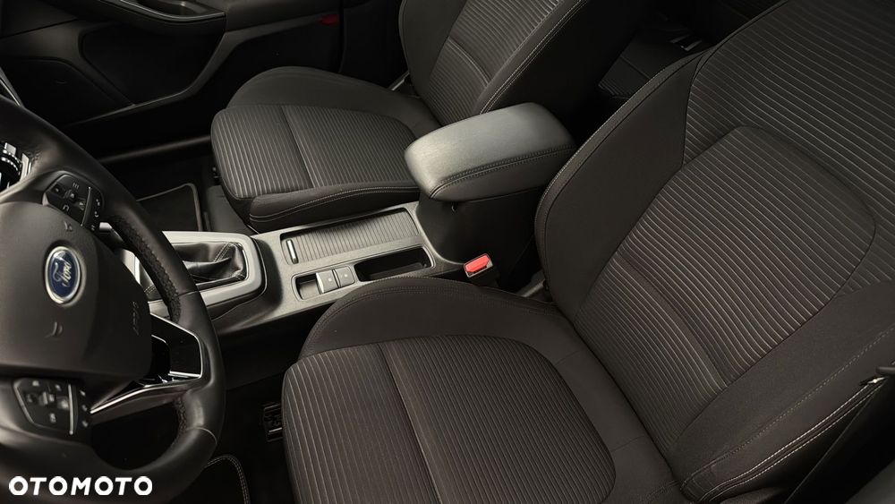 Ford Focus 1.0 EcoBoost mHEV Titanium X - 12