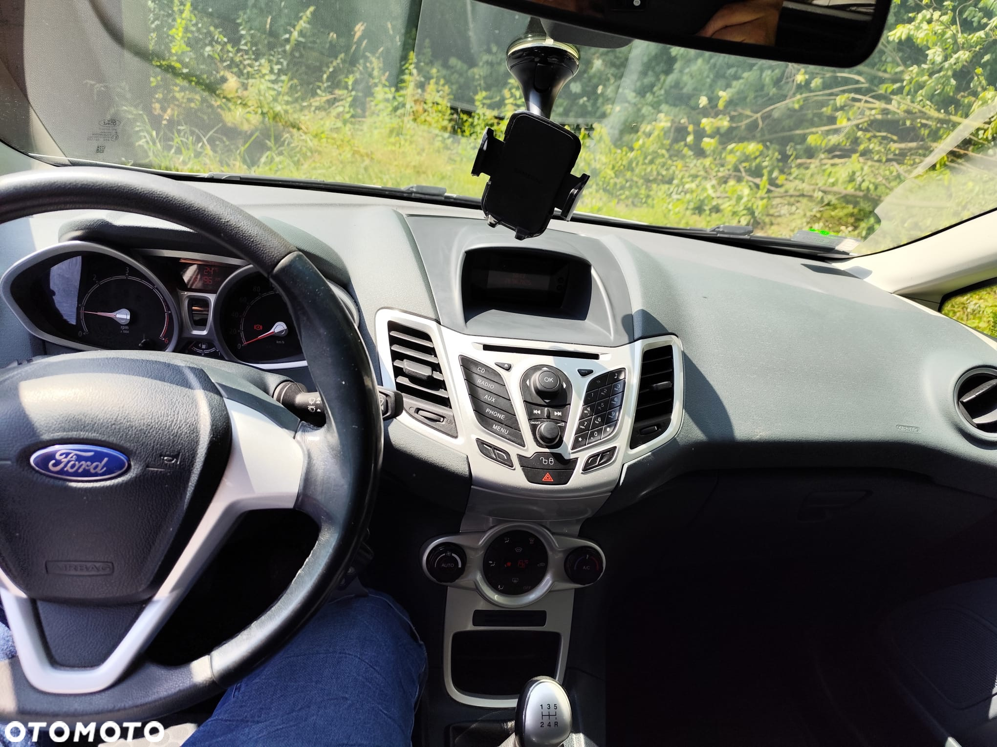 Ford Fiesta 1.6 TDCi DPF Trend - 6
