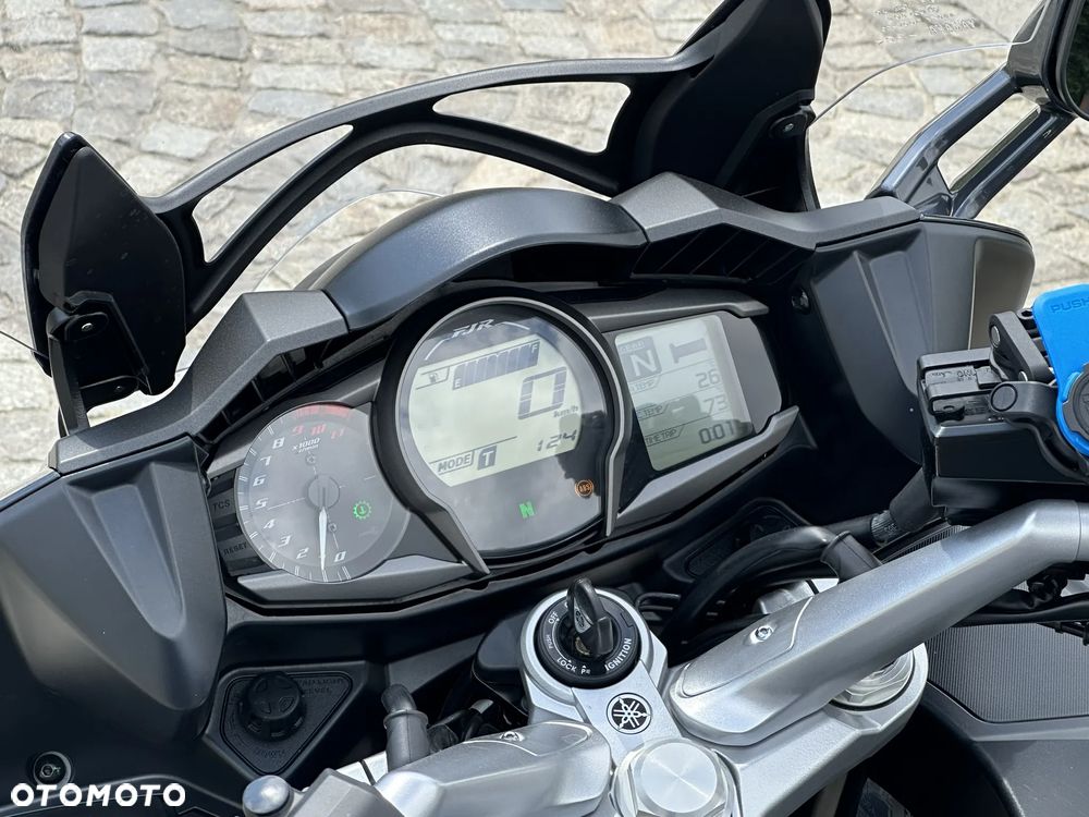 Yamaha FJR - 20