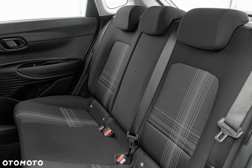 Hyundai i20 1.2 Pure - 18