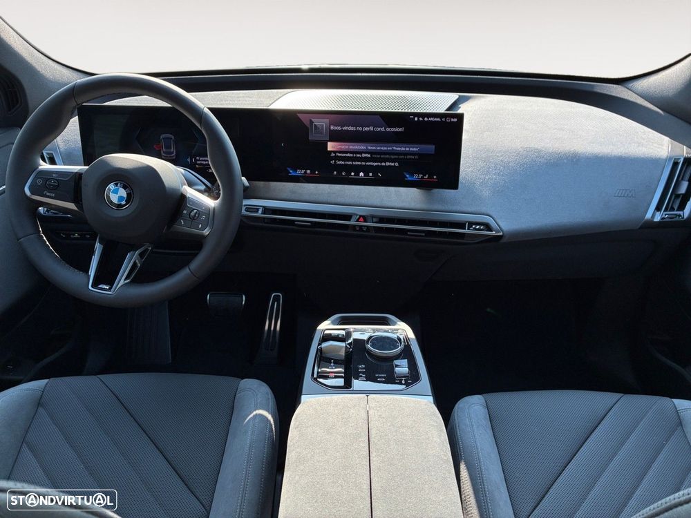BMW iX xDrive 45 - 8