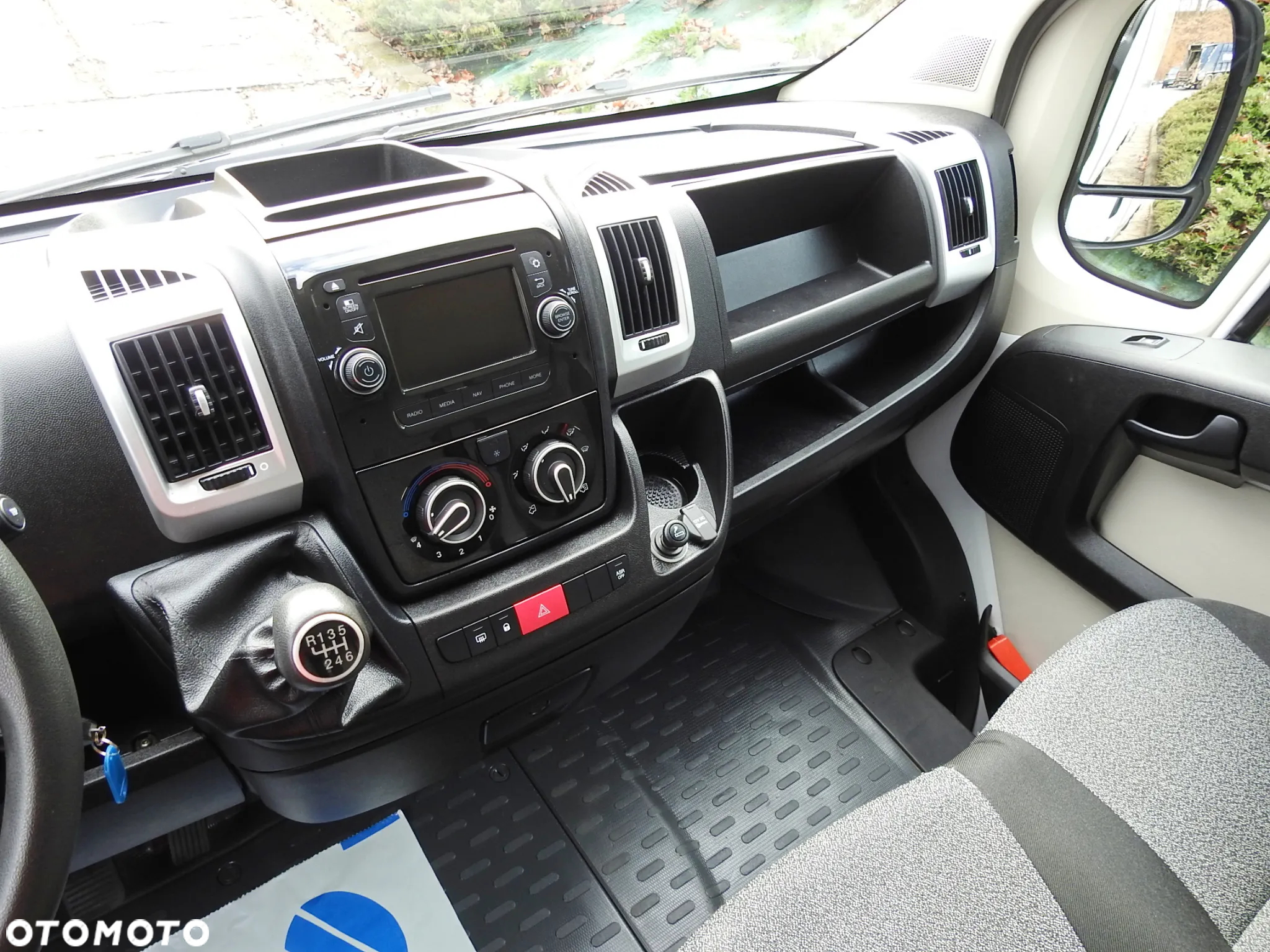 Fiat DUCATO KONTENER WINDA 8 PALET TEMPOMAT NAWIGACJA KLIMATYZACJA LEDY 130KM [ L61068 ] - 30