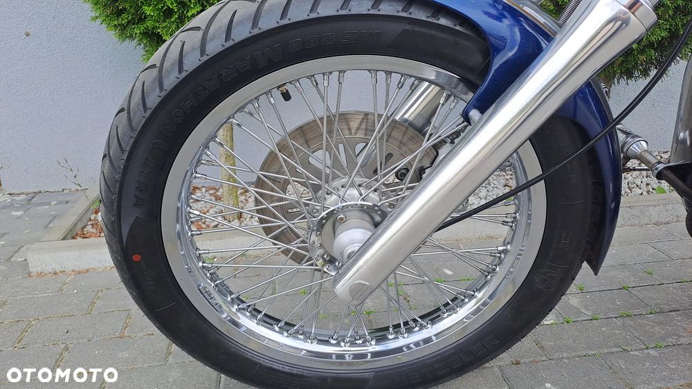 Suzuki Intruder - 27