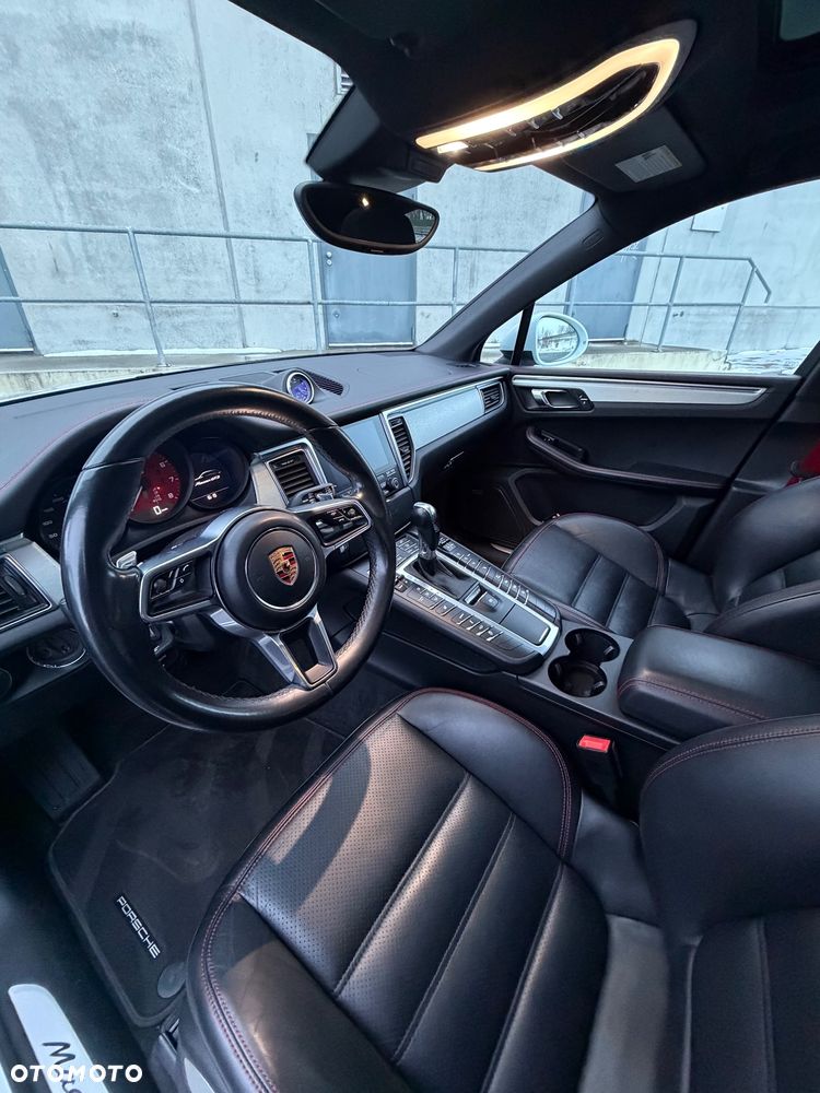 Porsche Macan GTS PDK - 21
