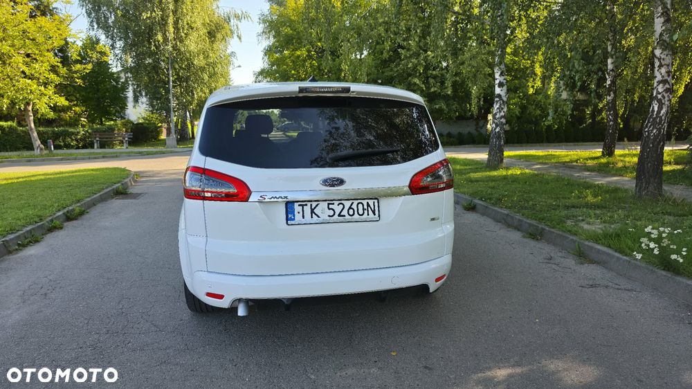 Ford S-Max 2.0 TDCi DPF Titanium - 4