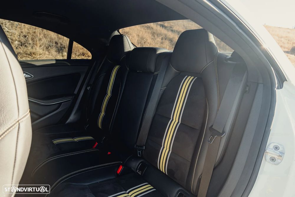Mercedes-Benz CLA 220 - 36