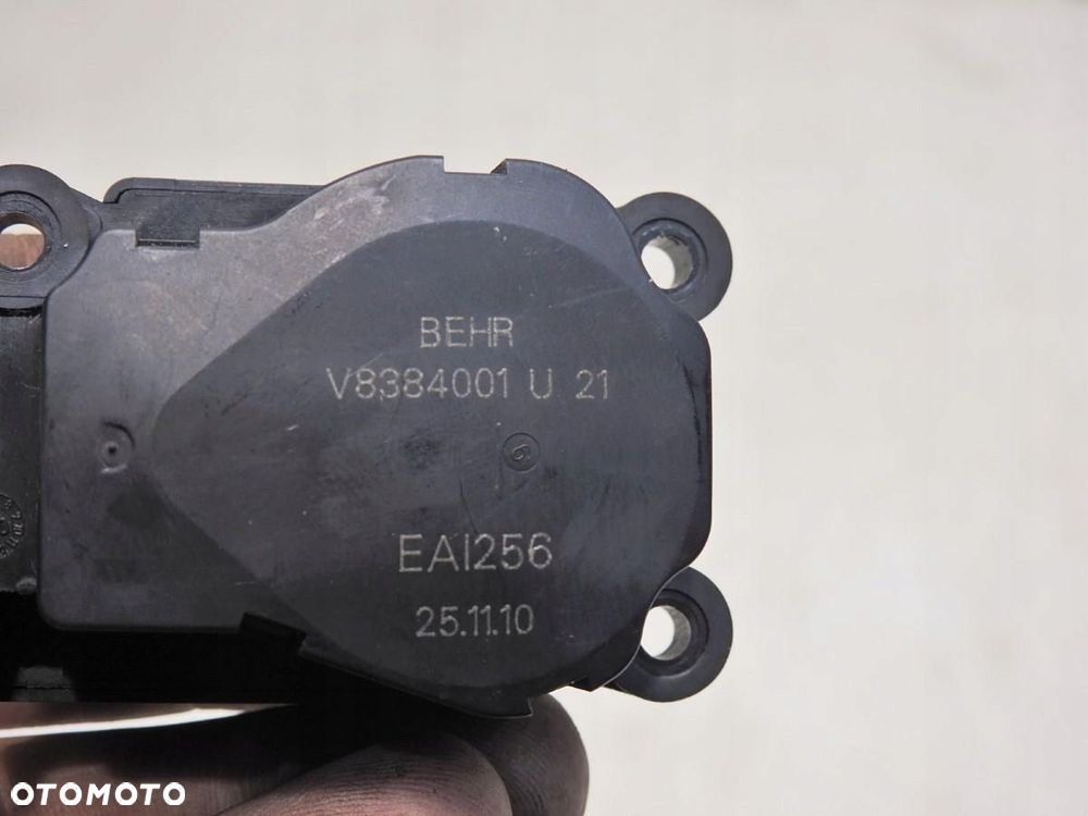 SILNICZEK NAGRZEWNICY RENAULT LATITUDE EAI256 V8384001 - 6