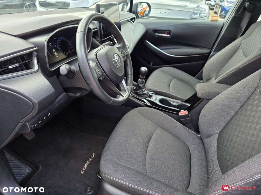 Toyota Corolla - 14