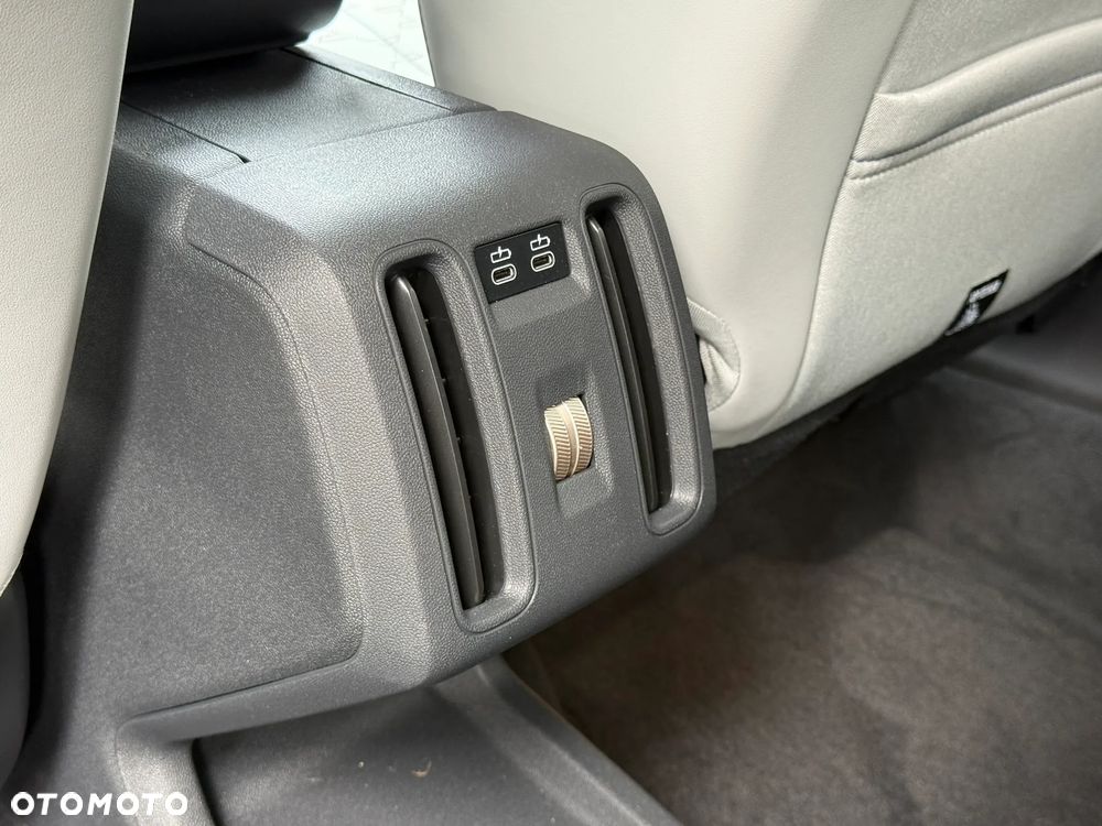 MINI Countryman Cooper S ALL4 Classic Trim - 6