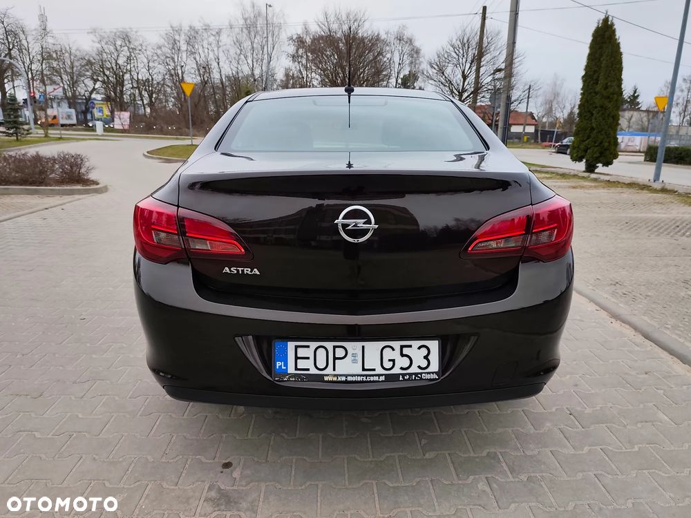 Opel Astra - 14