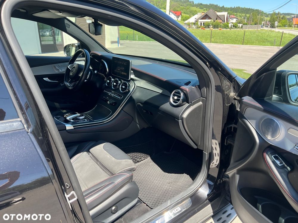 Mercedes-Benz GLC - 31