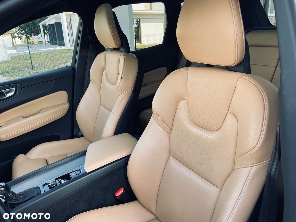 Volvo XC 60 D4 AWD Geartronic Inscription - 27