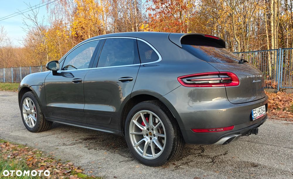 Porsche Macan Turbo - 6