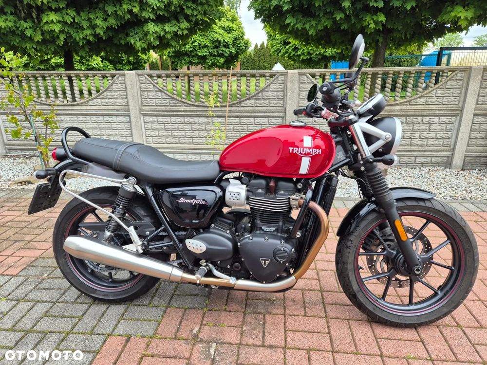 Triumph Street Twin - 2