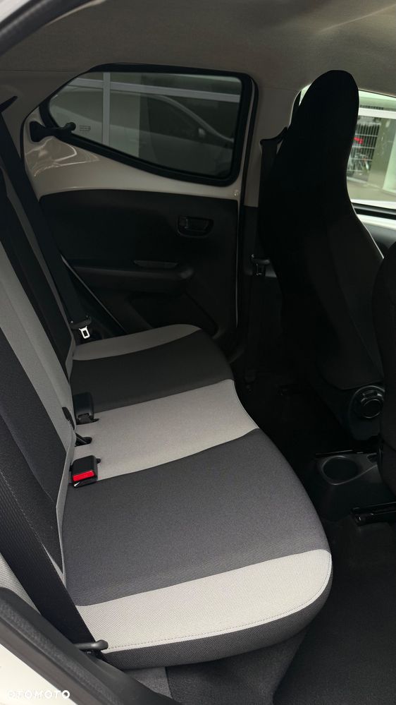 Toyota Aygo x-clusive Style Selection - 22