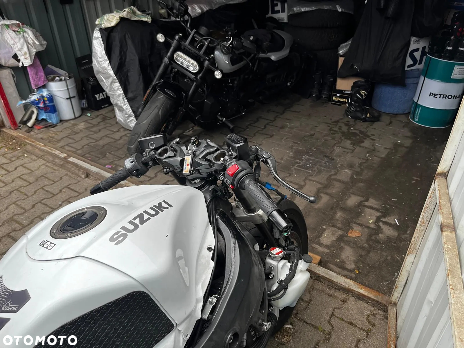 Suzuki Hayabusa - 4