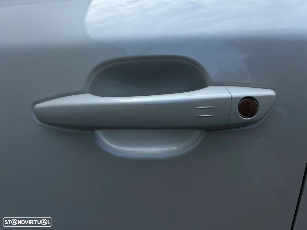 Peugeot e-2008 50 kWh Allure - 44