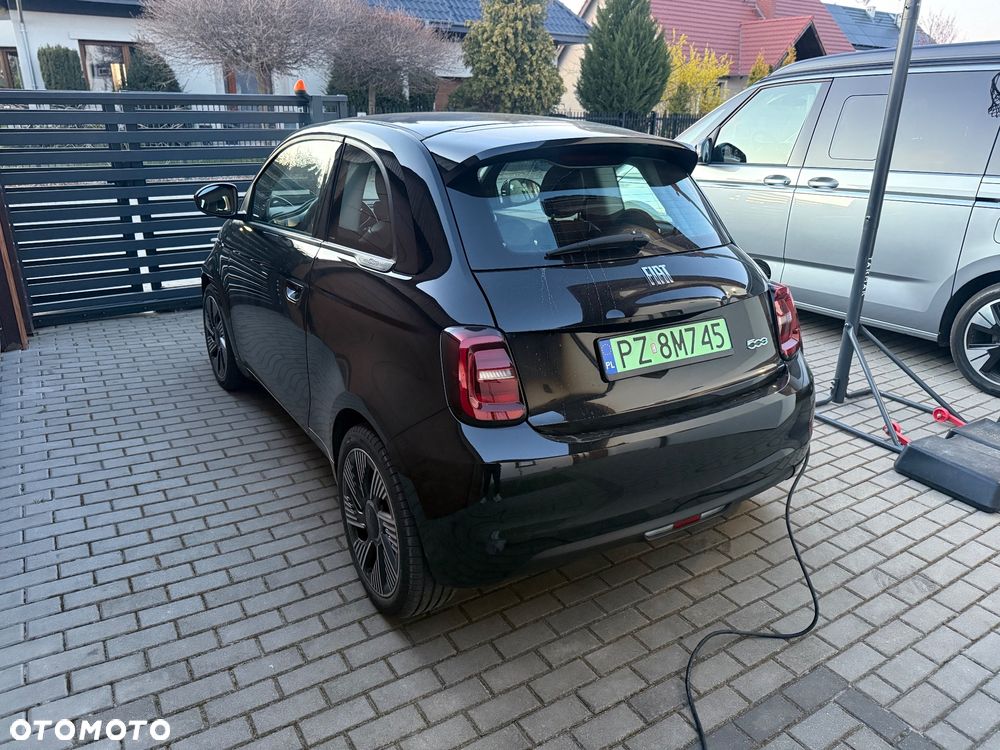 Fiat 500 23.8kWh Icon - 18