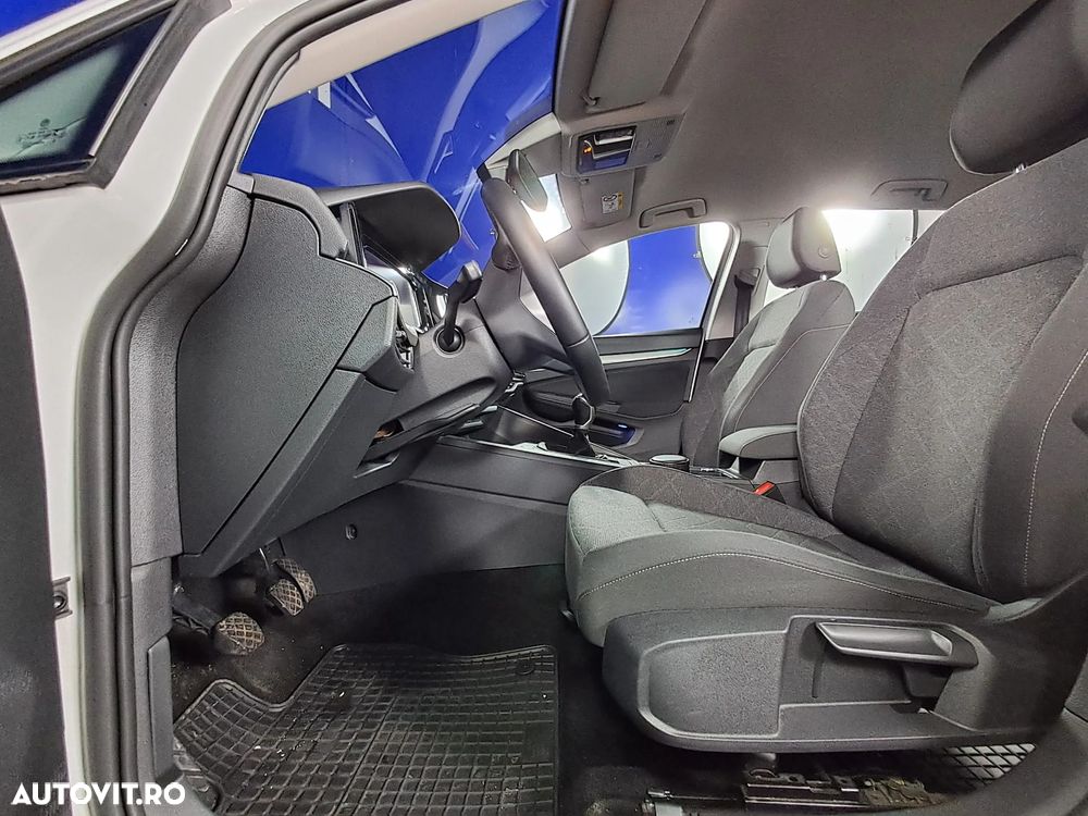 Volkswagen Golf 1.5 TSI ACT Life - 11