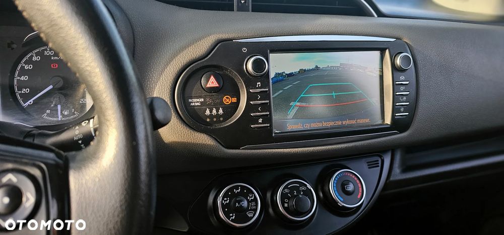 Toyota Yaris - 17