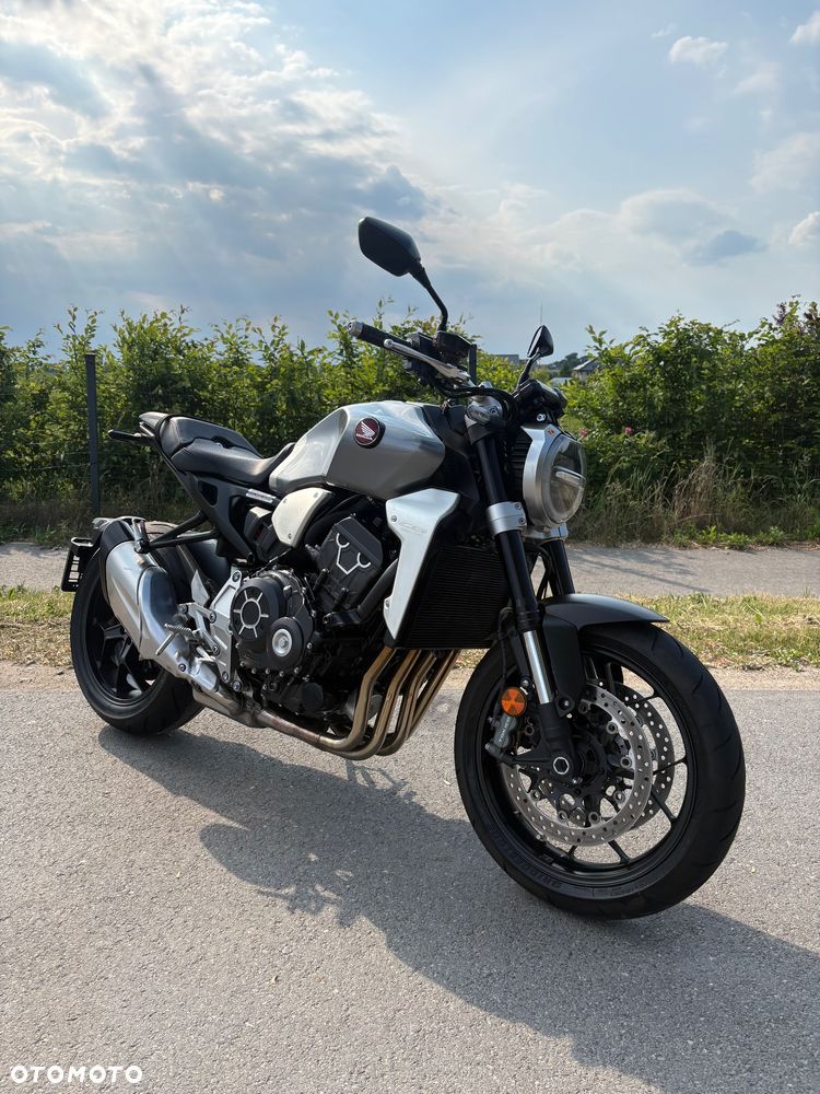 Honda CB - 8