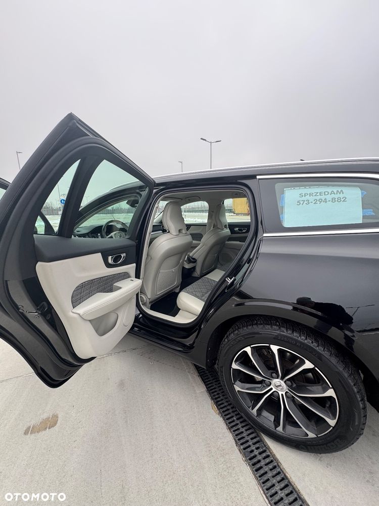 Volvo V60 D3 Momentum Pro - 21