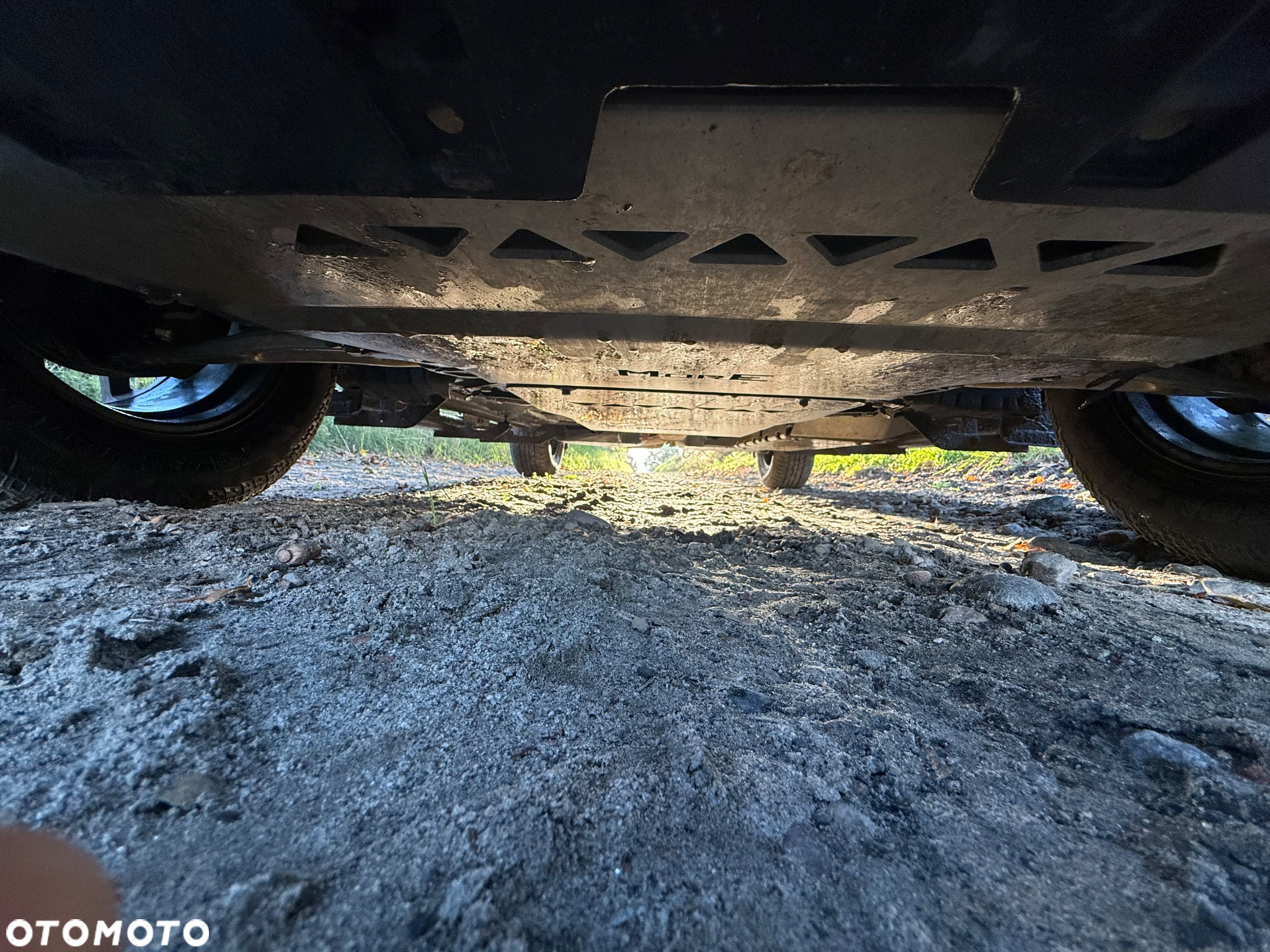 Ford Inny - 5