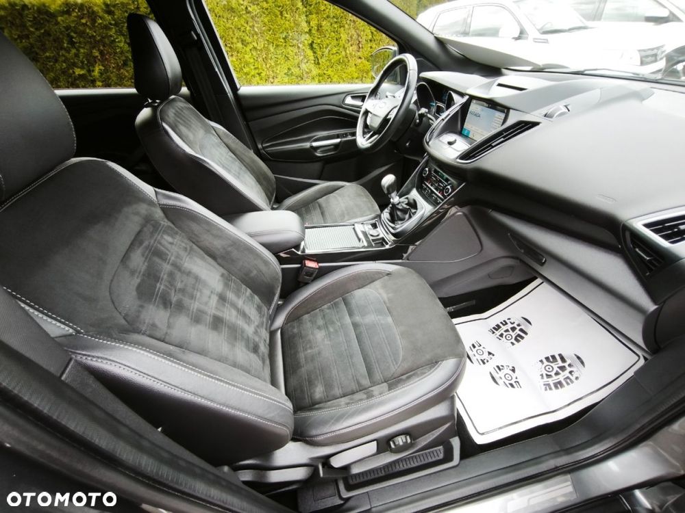 Ford Kuga - 9