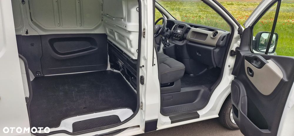 Renault Trafic - 11