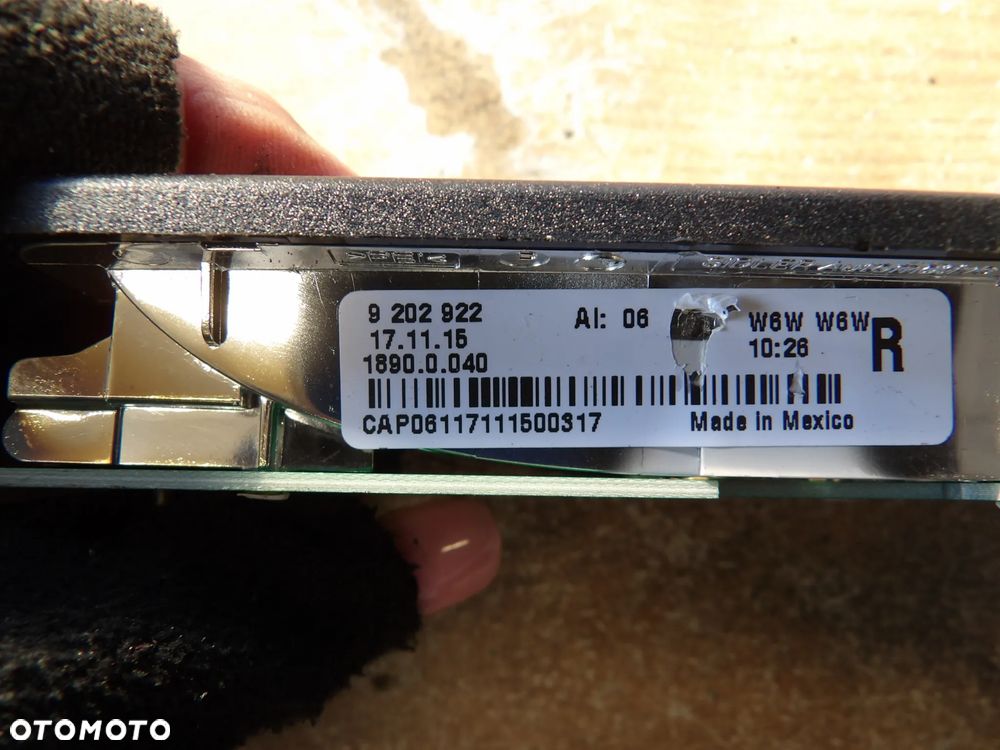 BMW - F11 - LAMPKA SUFITOWA - PODSUFITKI - 9202922 - 2