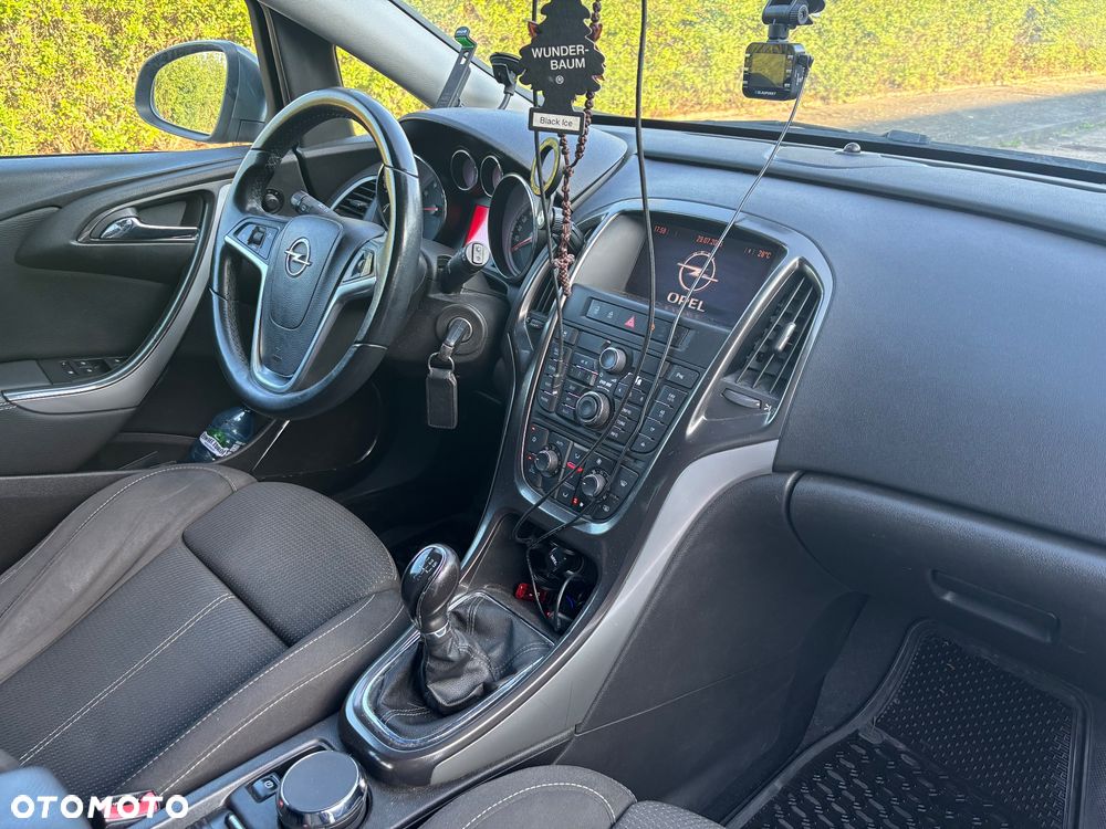 Opel Astra 1.6 Cosmo - 8